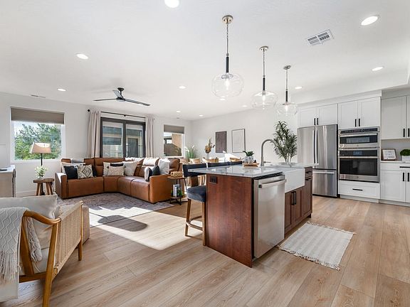 5th image of 1624 Ledges Pkwy #132