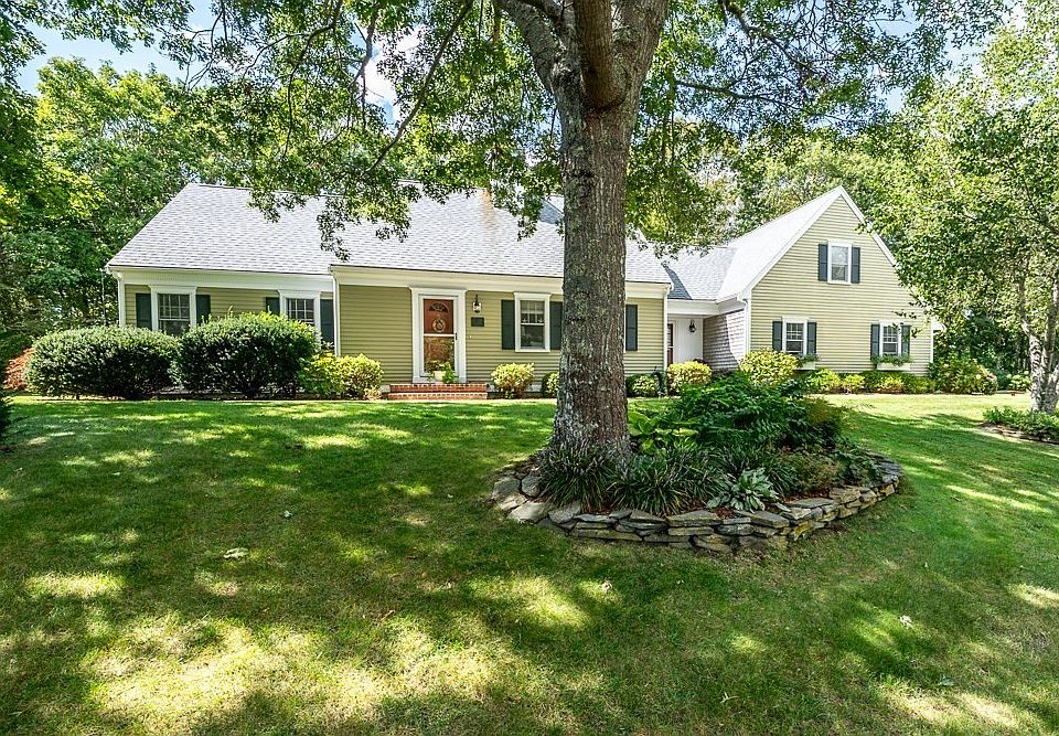 1st image of 67 Spyglass Hill Rd