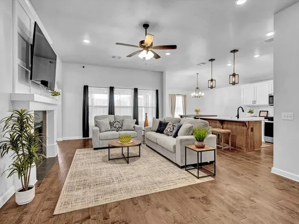 12824 NW 4th Ter, Yukon, OK 73099