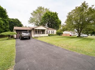424 Woodburne Dr, Utica, NY 13502