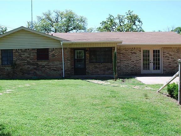 3rd image of 1712 Melissa Ln