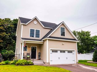 47 Dickey St, Manchester, NH 03102