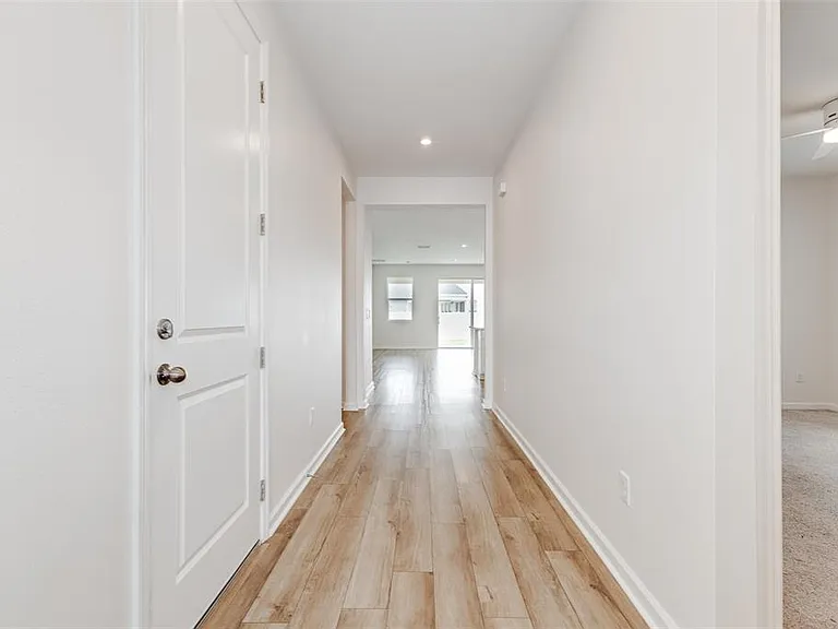 7910 Waterfield Ave — Photo 4