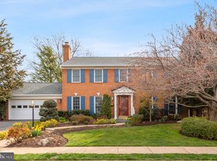 4887 35th Rd N, Arlington, VA 22207