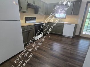 2301 Southridge Dr #C, Jefferson City, MO 65109