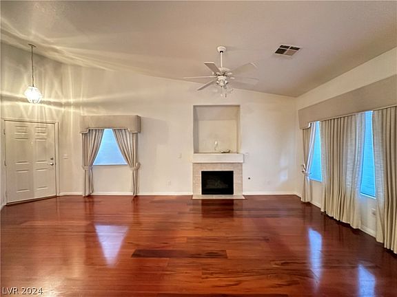 3rd image of 6428 Sundown Heights Ave