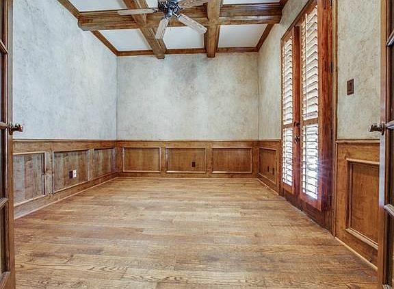 5th image of 7924 Forest View Ct