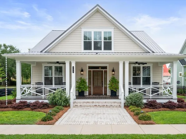 130 Salt Marsh Dr, Midway, GA 31320