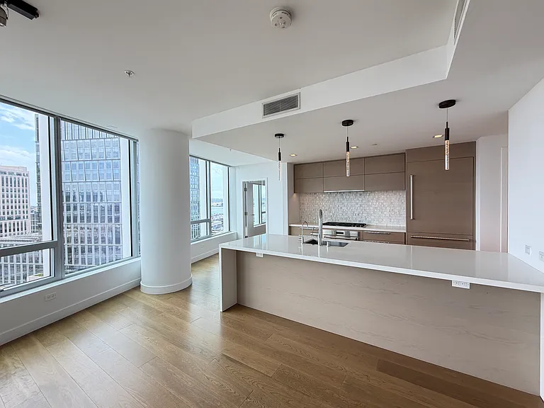 888 W East St #1504 — Photo 14