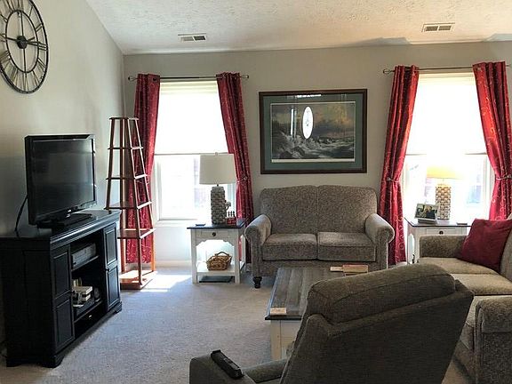 2nd image of 4412 Fairbairn Ct
