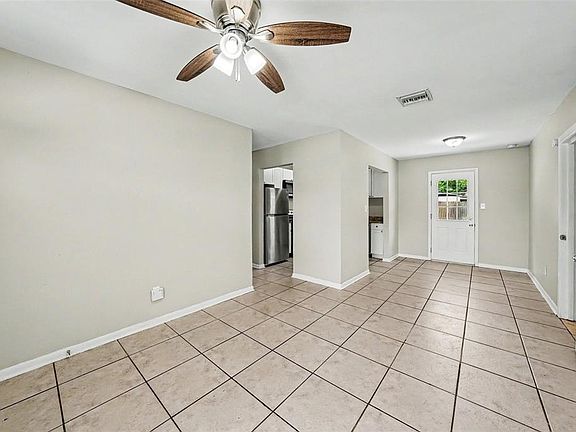 3rd image of 10209 N 28th St