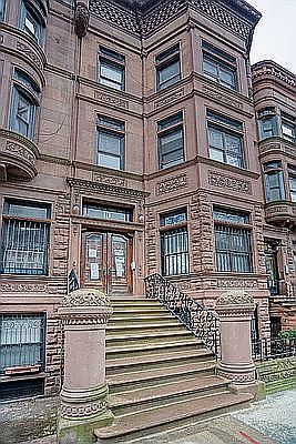 2nd image of 10 W 122nd St #1E