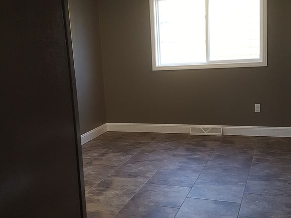 4th image of 206 Crisfield Ave