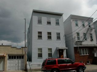 294 Oliver St, Newark, NJ 07105