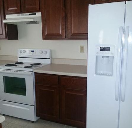 4th image of 2301 Cornick Dr