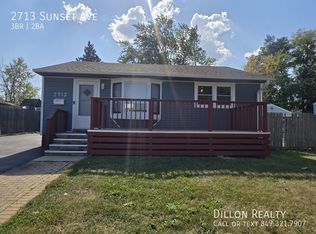 2713 Sunset Ave, Waukegan, IL 60087