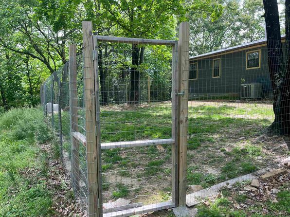103 E Fair St, Marshall, AR 72650