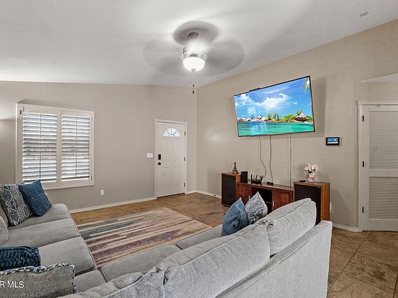 3rd image of 7028 Long Meadow Dr