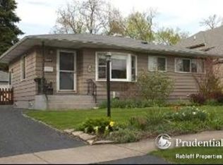 540 Gierz Ave, Downers Grove, IL 60515