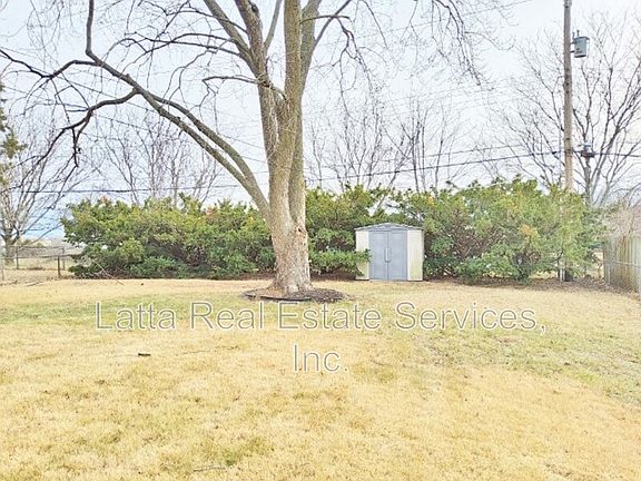 2nd image of 16015 E 41st St S