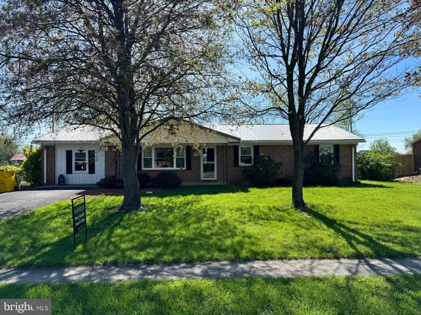 486 Richard St, Martinsburg, WV 25404
