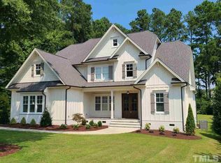 1070 N Lakeside Dr, Smithfield, NC 27577