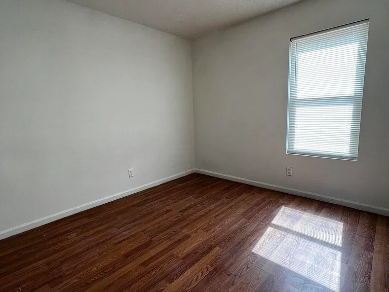 3720 Prices Ln — Photo 10