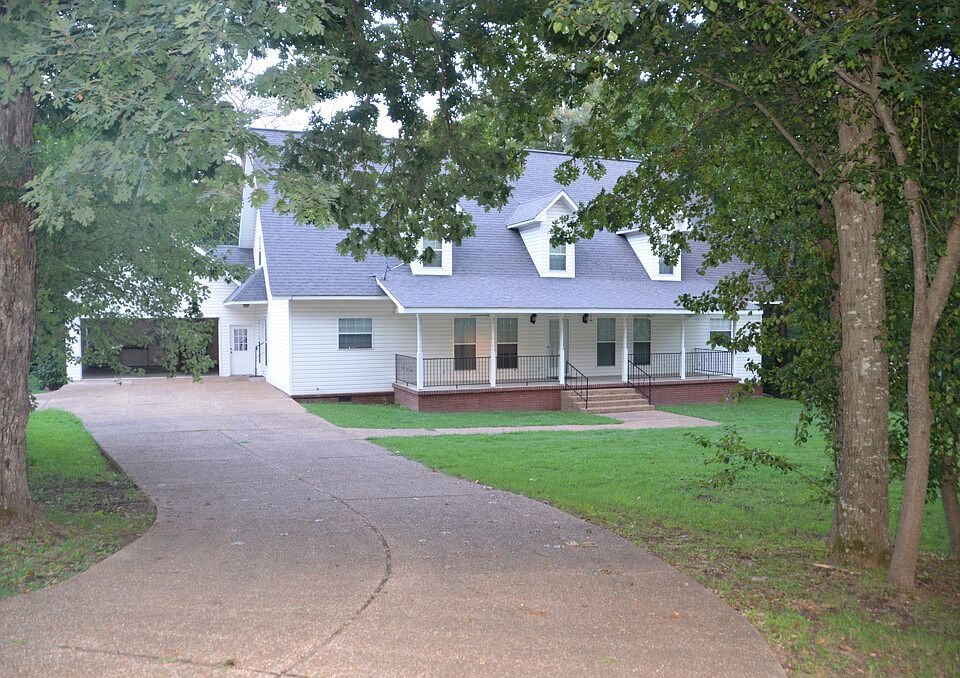 1st image of 1793 Hillcrest Dr