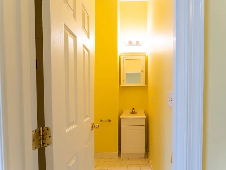 1318 14th St NW #206 — Photo 14
