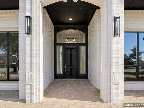 2nd image of 1420 Gentle Way