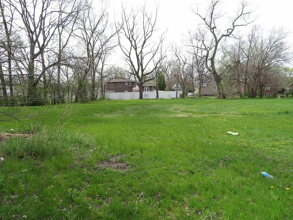 2nd image of Newell St