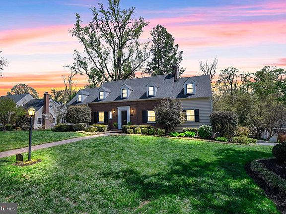 4th image of 212 Forest Dr