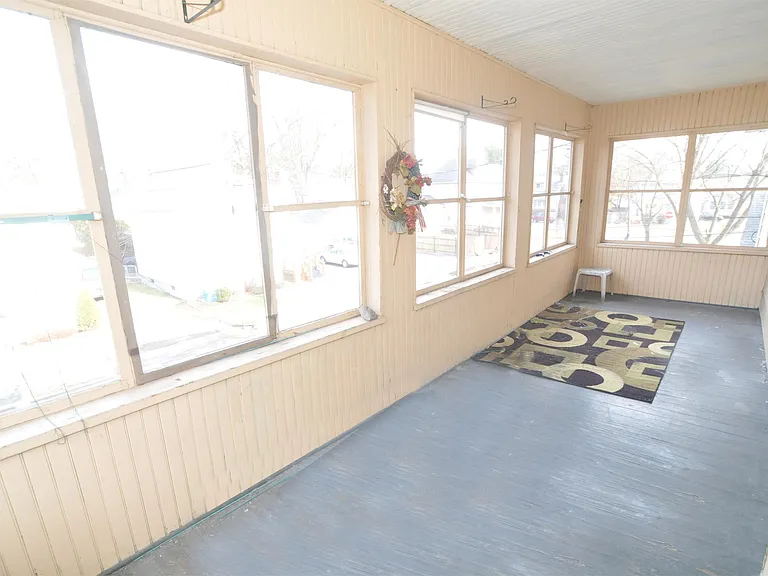 407 Sanders Ave — Photo 6