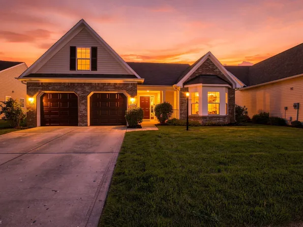 8194 Sedge Grass Rd, Noblesville, IN 46060
