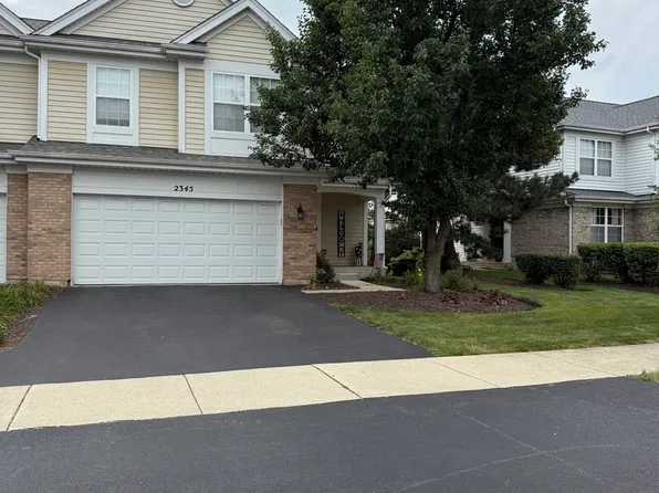 2345 Foxmoor Ln, Aurora, IL 60502