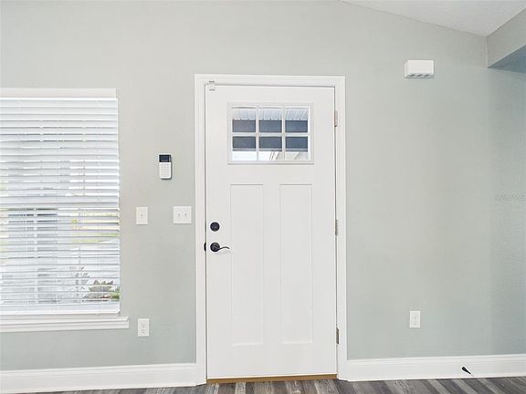 3rd image of 723 Adams St