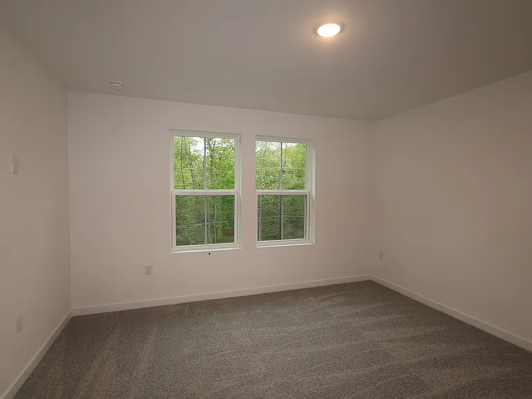 43 Basswood St — Photo 22