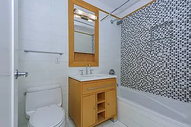 Sold by Nancy Packes Inc.