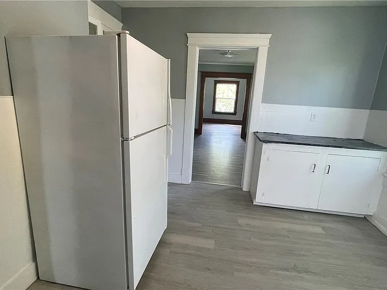 4322 Bush Ave — Photo 28