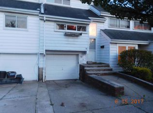 63 Forest Grn, Staten Island, NY 10312
