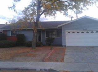 127 Granada Dr, Sparks, NV 89431
