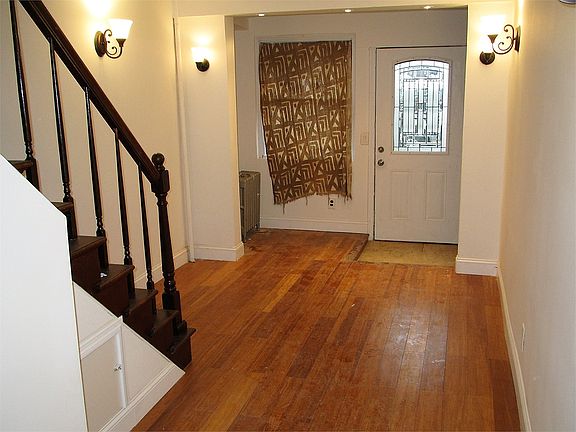 3rd image of 108-09 Union Hall St