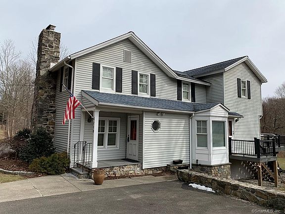 2nd image of 208-210 Franklin Street Ext