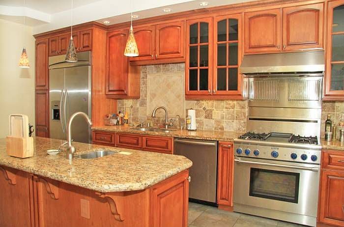 Kitchen 1