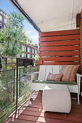 Sold by Compass | media 9