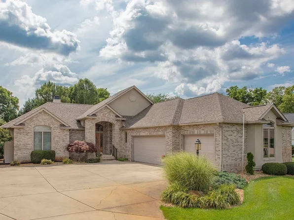 23488 Stonegate Cir, Elkhart, IN 46517