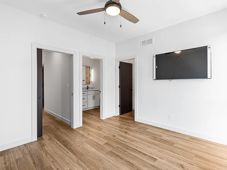 14 Lincoln Ave #4 — Photo 19