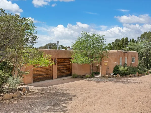 1203 Calle Luna, Santa Fe, NM 87501