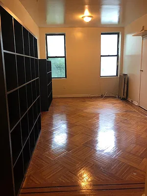 Rented by Aegis Realty Management Corp | media 17