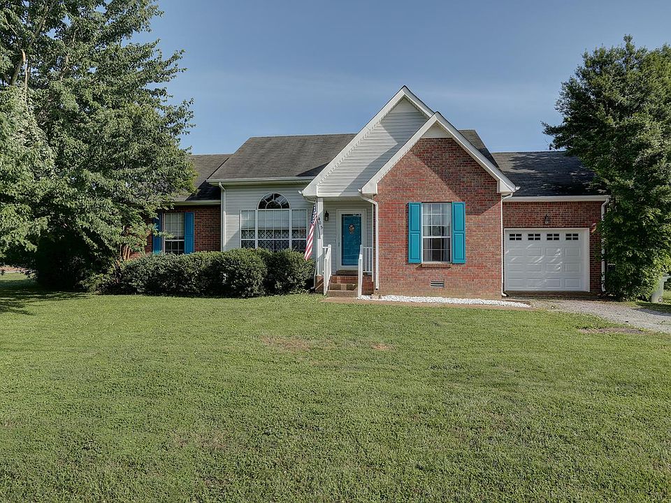 1st image of 405 Highland Dr